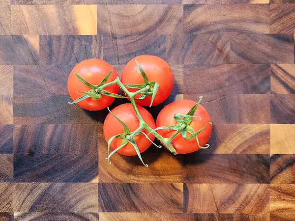 Tomatoes o  the wooden board