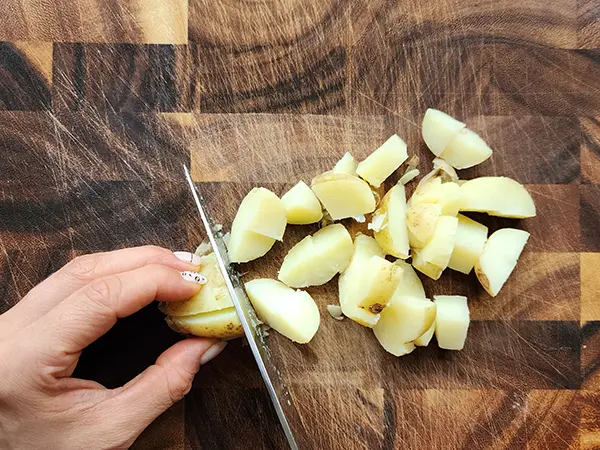 Slicing potatoes